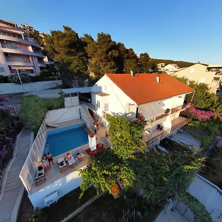 Appartamento Fuer Vier Personen Mit Balkon